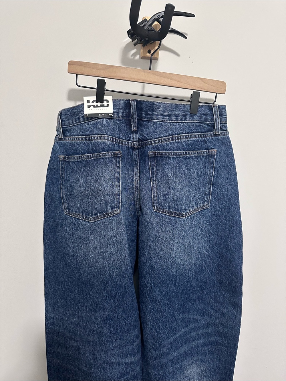 High-Rise Wide Leg Blue Denim Jeans for Women - Picture 6 of 10